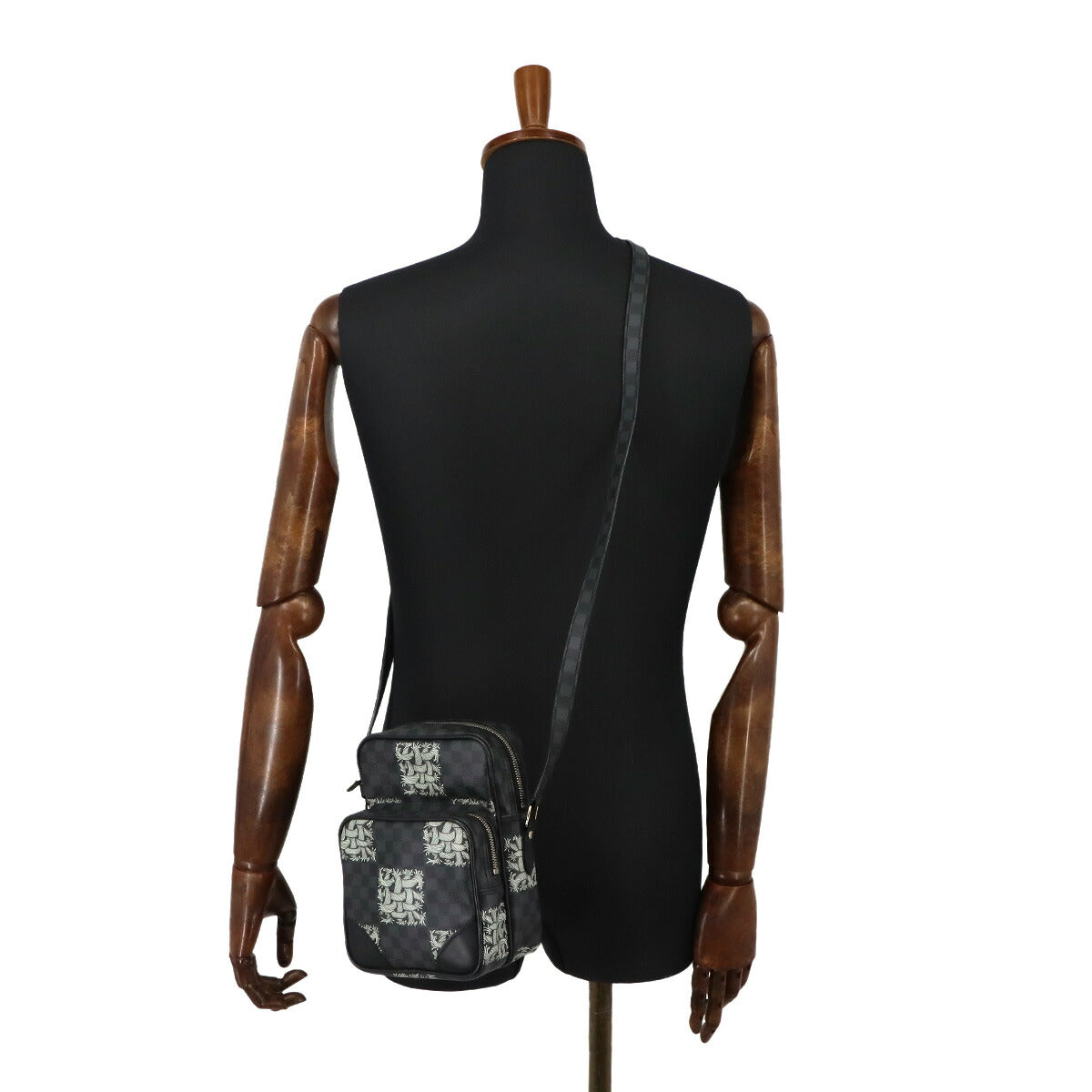Damier Graphite Christopher Nemeth Amazon Shoulder Bag