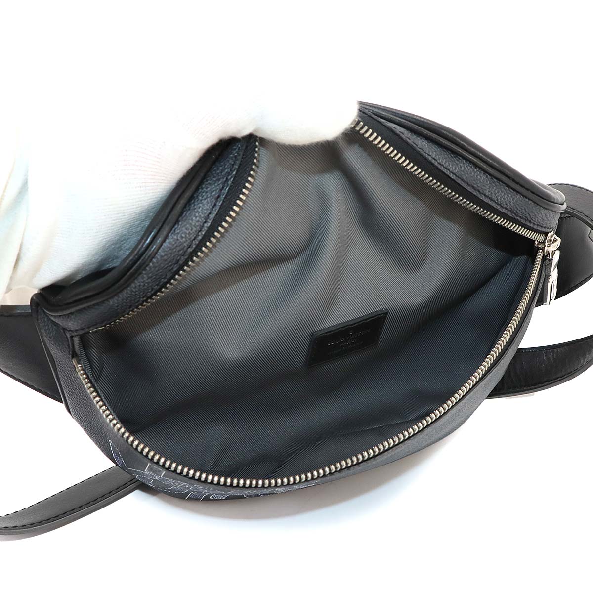 Damier Graphite Link Bum Bag Crossbody Bag Black N40295