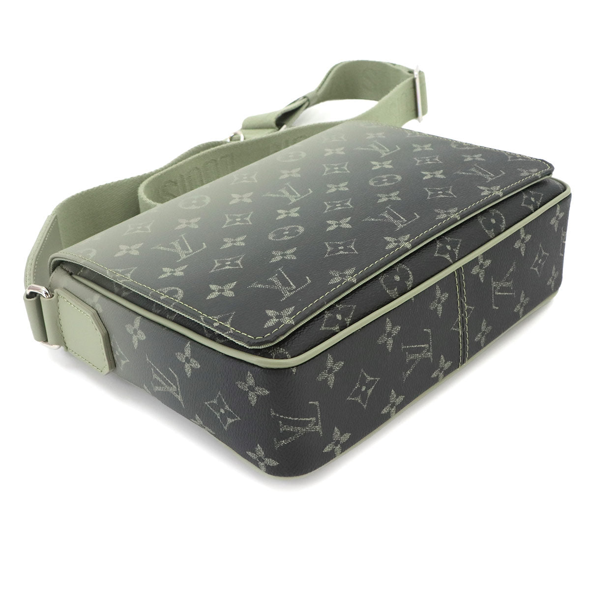 Monogram Gradient District PM NV3 Shoulder Bag M115963
