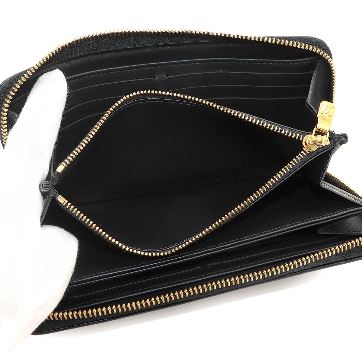 Monogram Coussin Zippy Wallet Leather Noir M81510 Purse