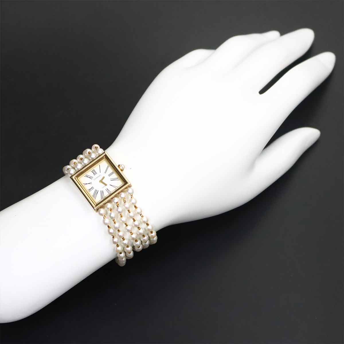 Mademoiselle Pearl Bracelet H0007 750 YG White Dial Ladies