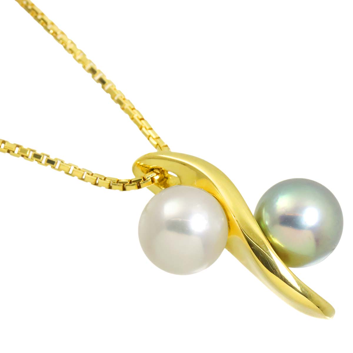 Akoya Pearl 6.7-6.6mm Necklace 18K YG 750