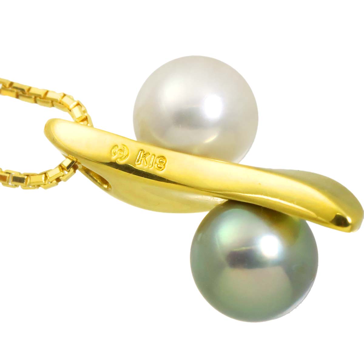 Akoya Pearl 6.7-6.6mm Necklace 18K YG 750
