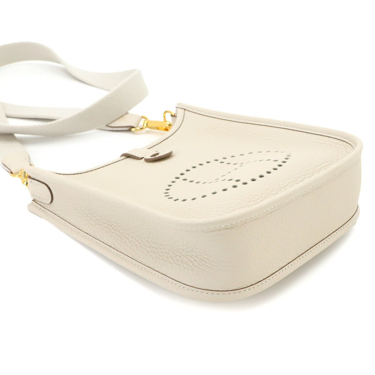Evelyne Amazone TPM Shoulder Bag Taurillon Clemence Craie