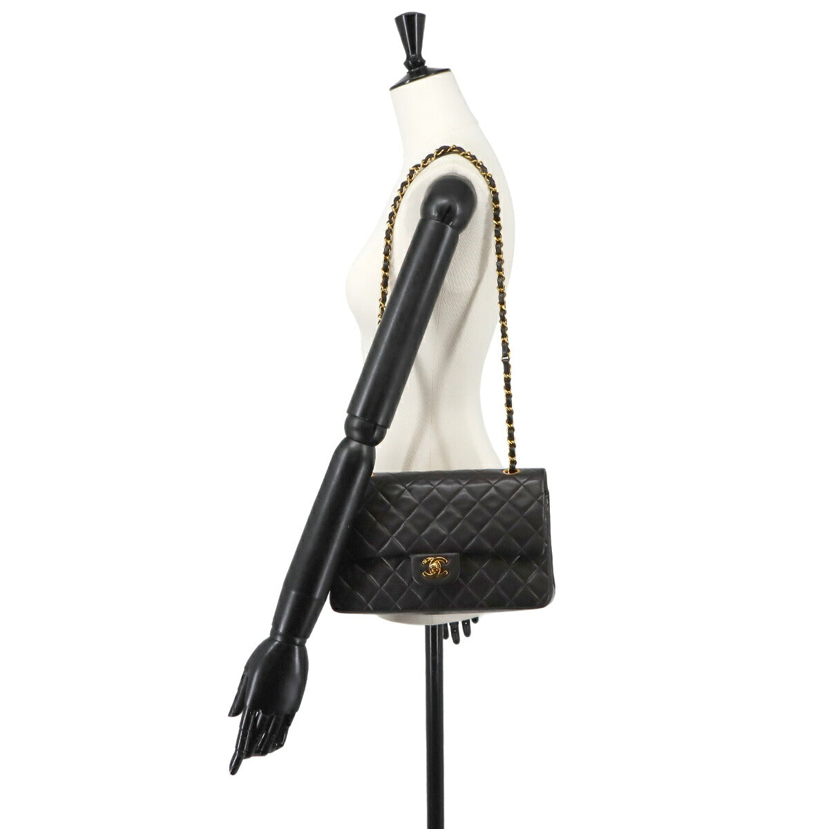 Matelasse 25 Chain Shoulder Bag Leather Black A01112