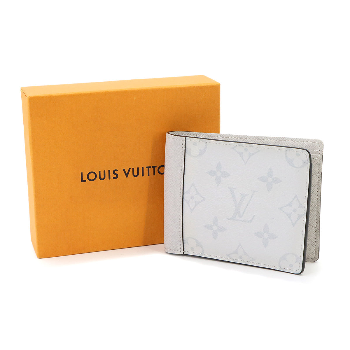 LOUIS VUITTON Taigarama Portefeuille Multiple Wallet Blanc M30300