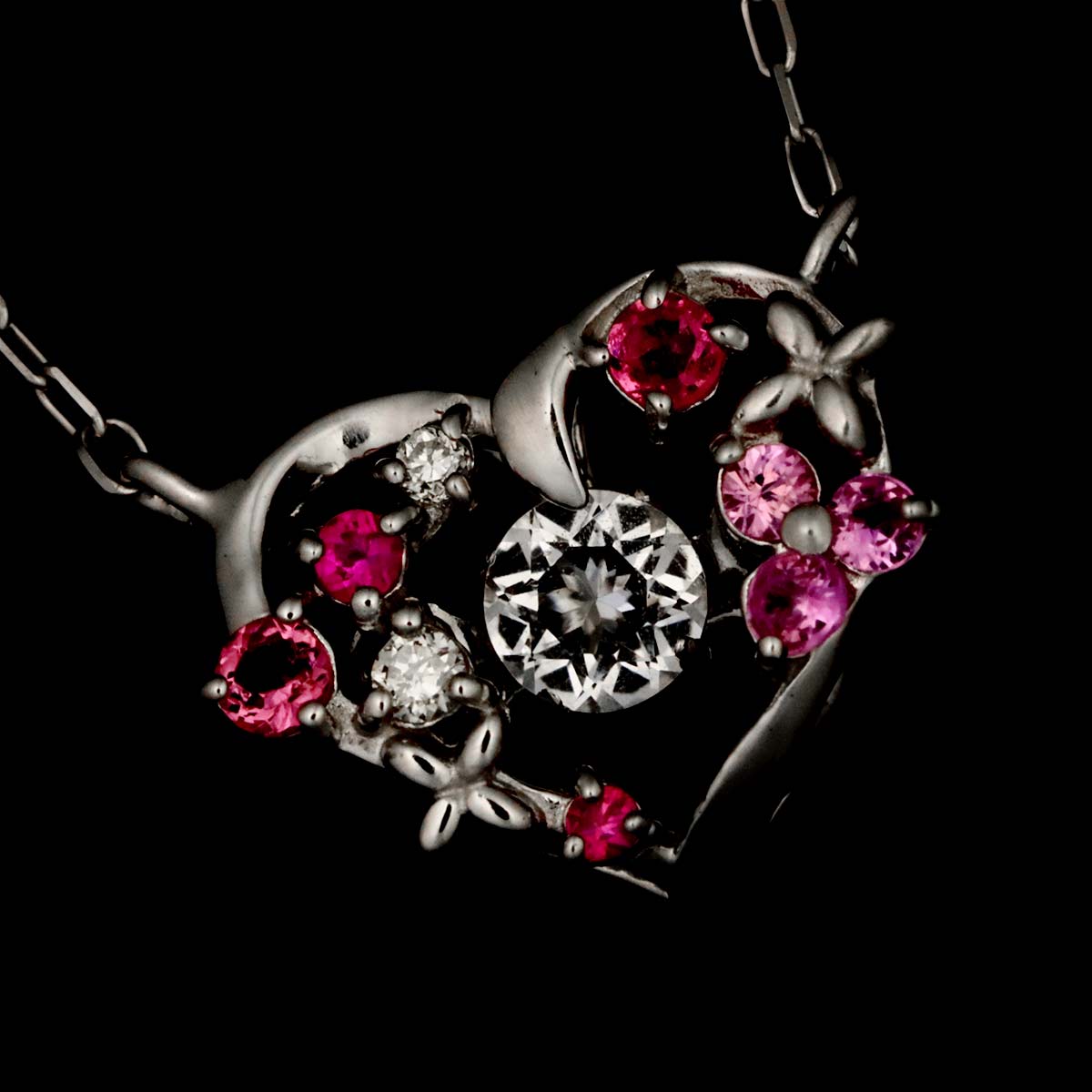 Diamond Sapphire Necklace 18K WG 750