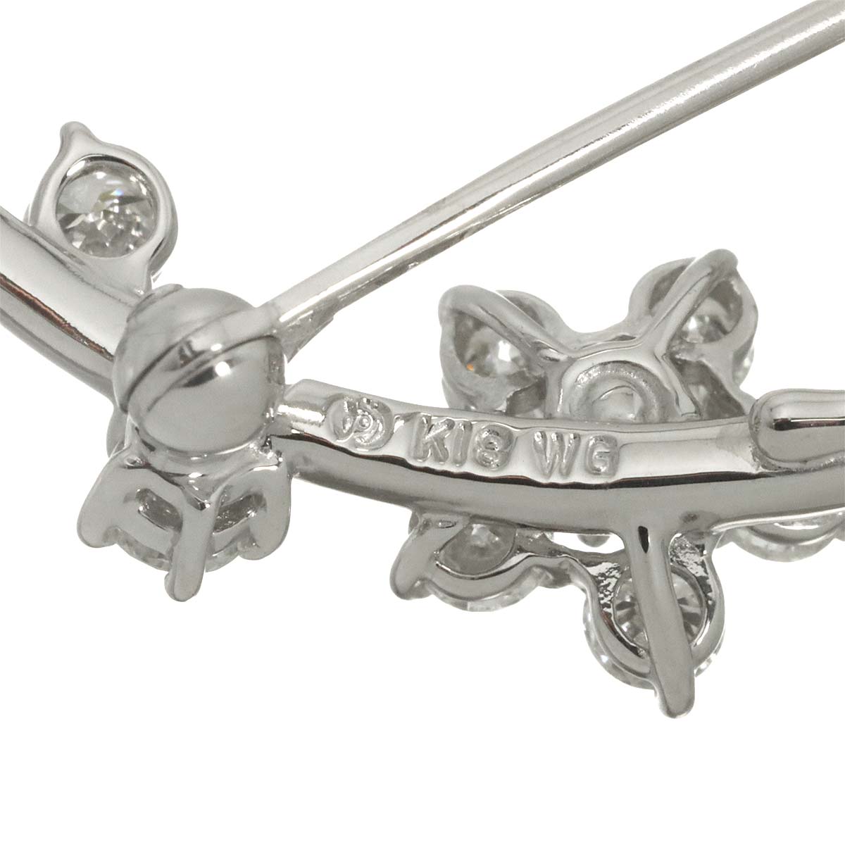 Diamond 1.53ct Brooch 18K White Gold 750