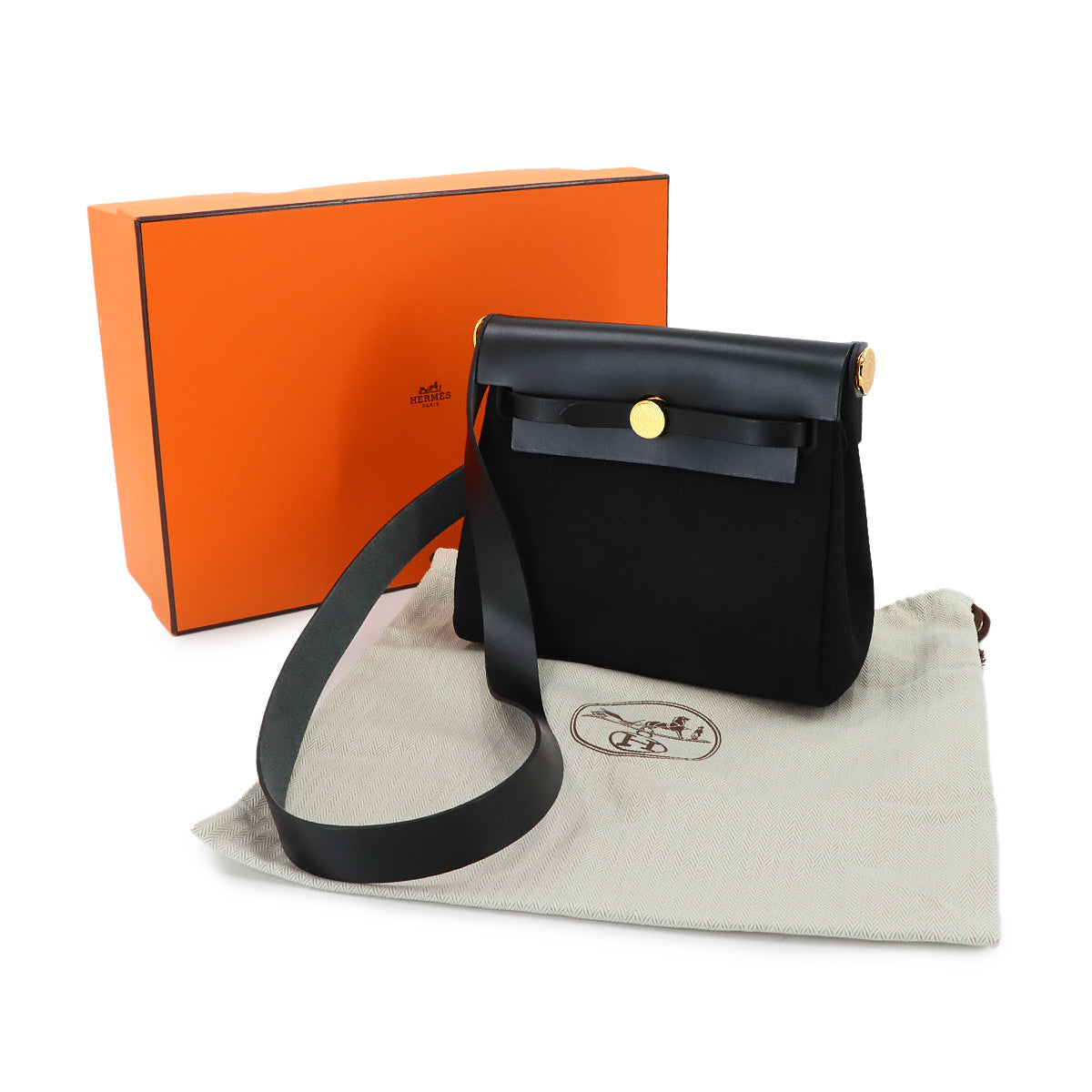 Her Bag Zip 20 Shoulder Bag Toile Militaire Vash Hunter Black