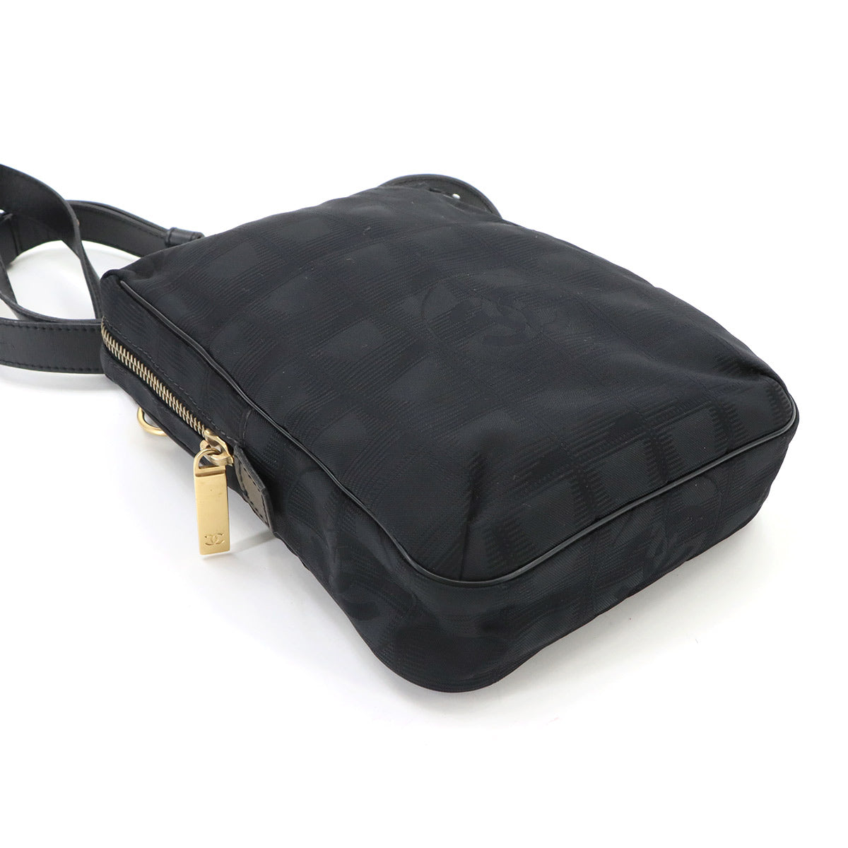 New Travel Line Shoulder Bag Nylon Leather Black A20513