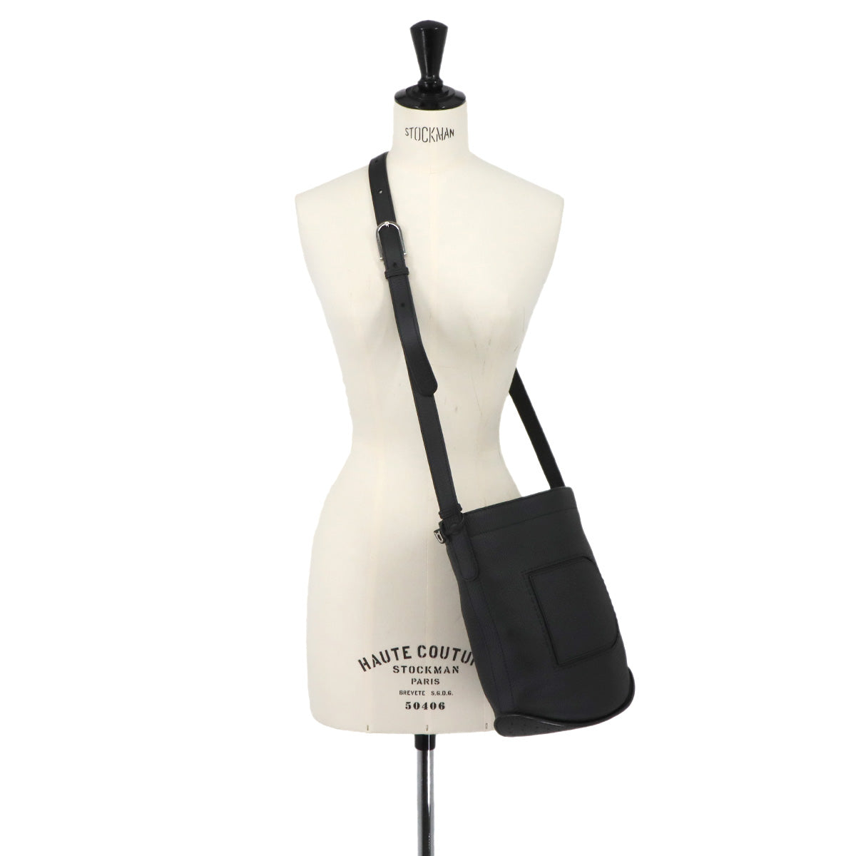 Pin Daily Surpique MM Shoulder Bag Leather Black Purse