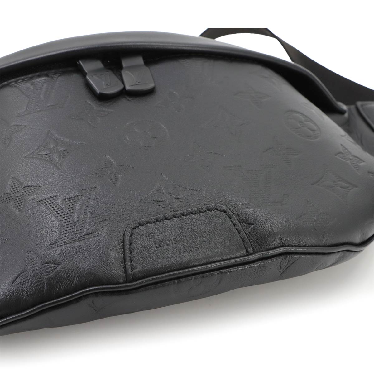 Monogram shadow Discovery Bumbag PM Crossbody Bag M46036