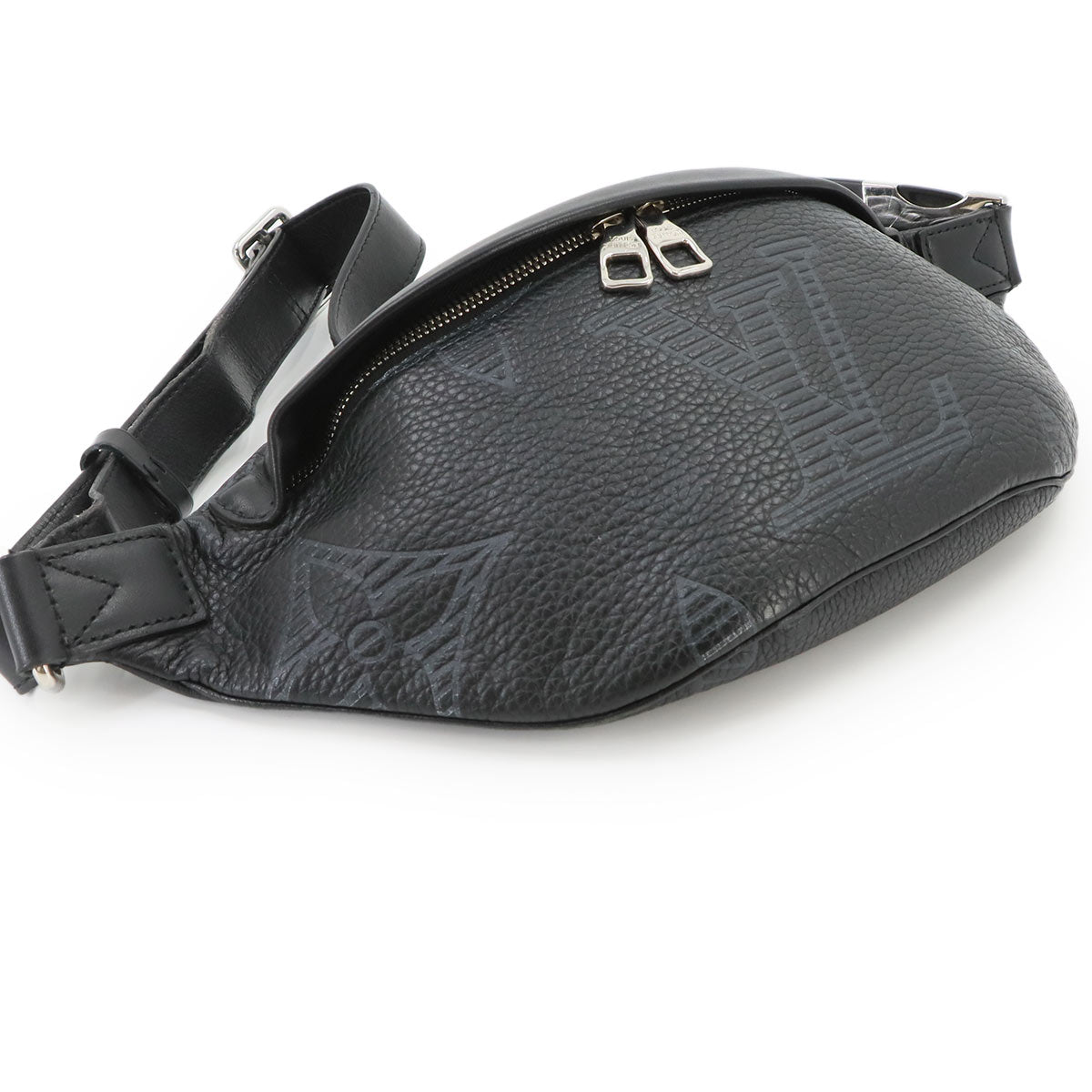 Monogram Giant Shadow Discovery BumBag Body Bag M57289