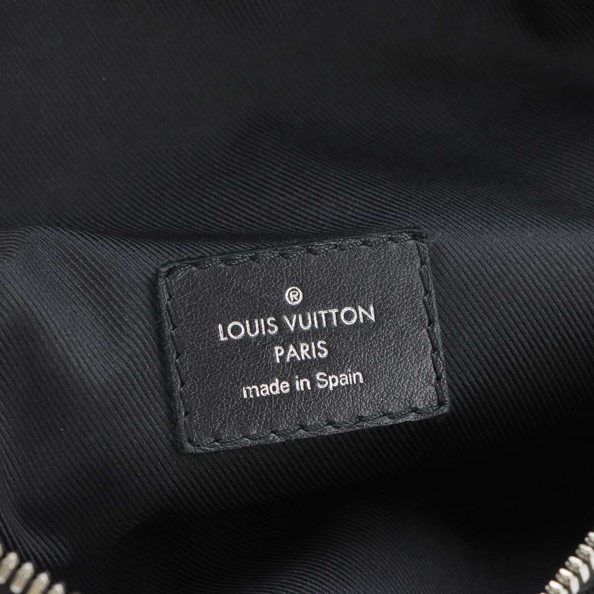 Monogram Giant Shadow Discovery BumBag Body Bag M57289