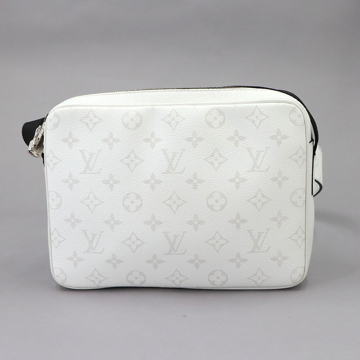 Taigarama Outdoor Messenger PM Shoulder Bag M30243