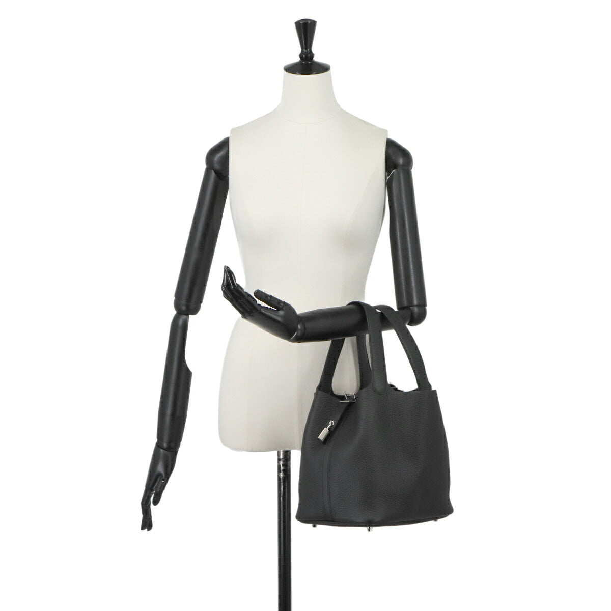 Picotin Lock MM Hand Bag Taurillon Clemence Black Purse