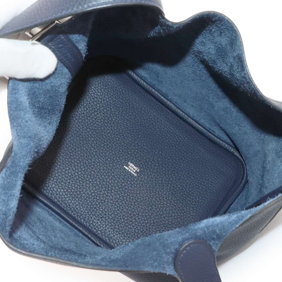 Picotin Lock MM Hand Bag Taurillon Clemence Y