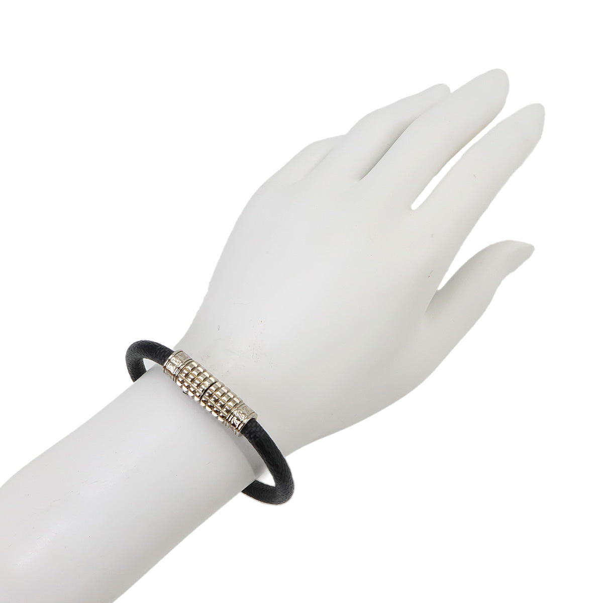 Damier Graphite Digit Bracelet M6626D