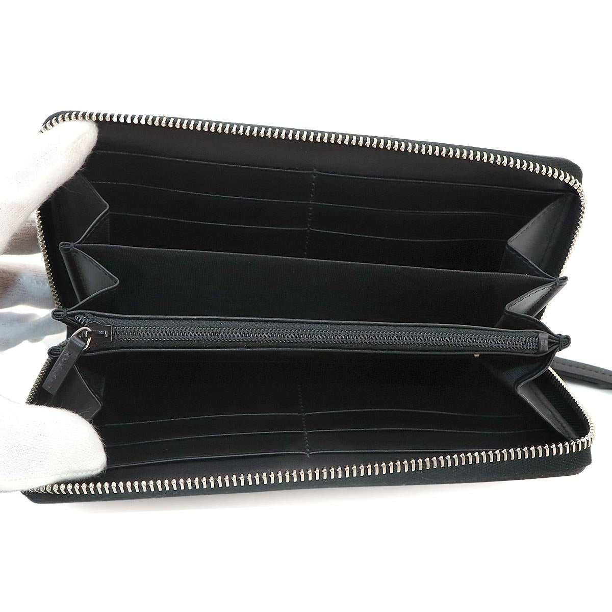 Big Logo Zipped Around Long Wallet Leather Black 421848