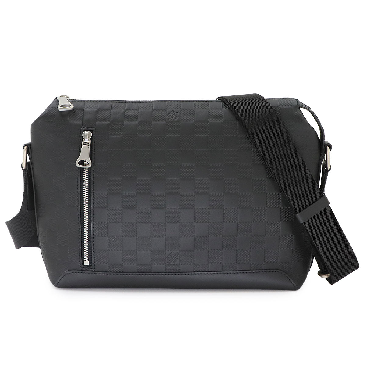 Damier Infini Discovery Messenger PM Onyx N42415 Purse