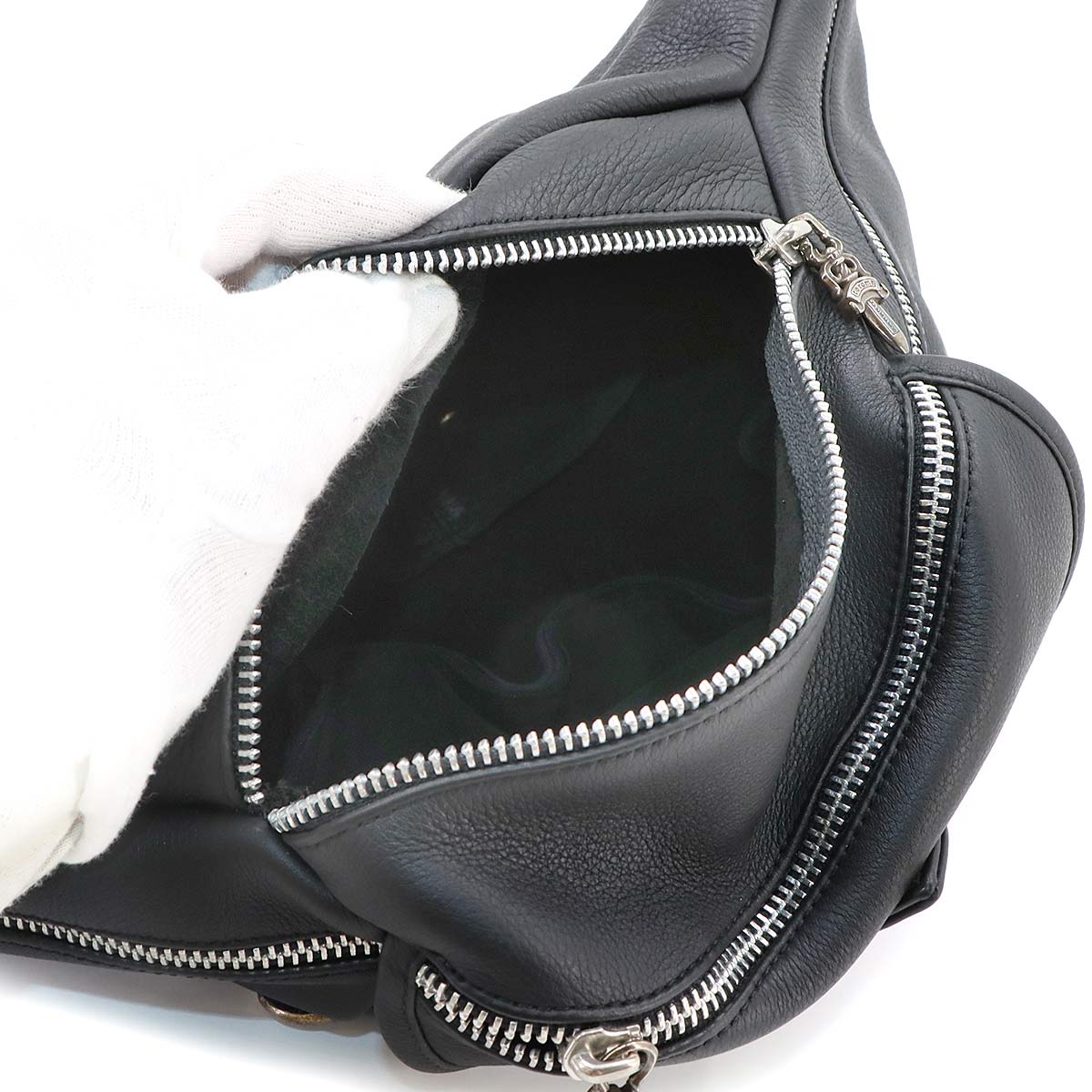 Snut Pack #1 Large Crossbody Bag Leather Black