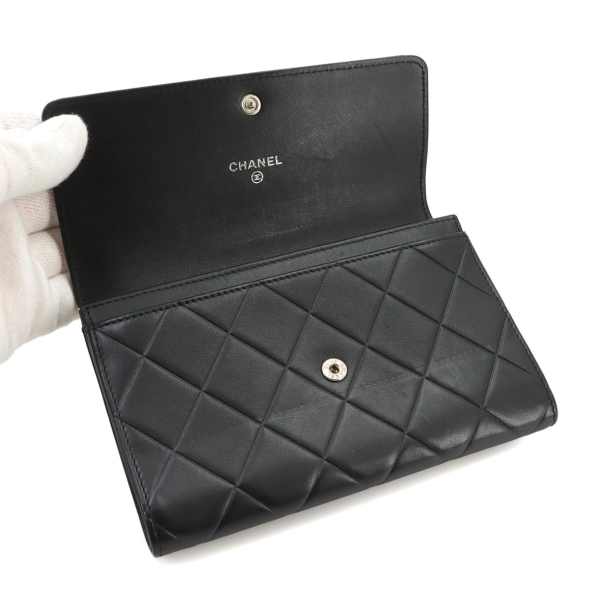 Matelasse Bi fold Wallet Leather Black Logos Purse