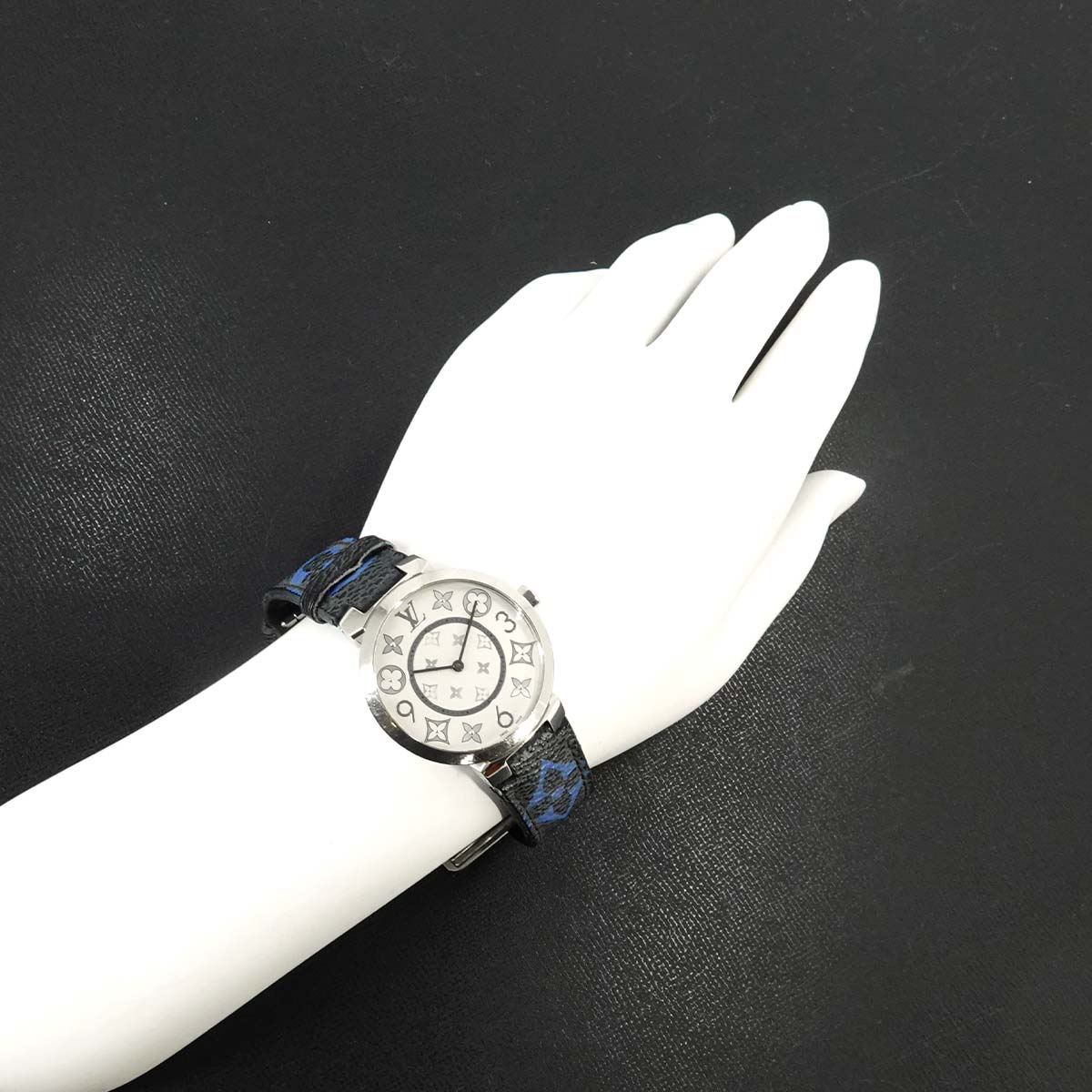 Tambour Monogram Q13MJH Silver Dial Ladies watch