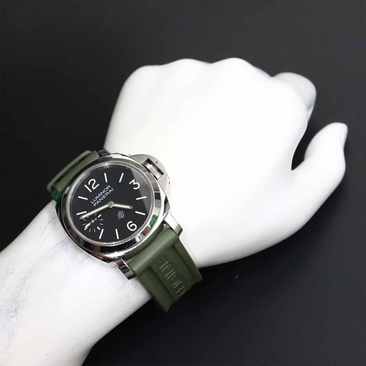 Luminor logo PAM01084 Hand winding Black Dial Mens
