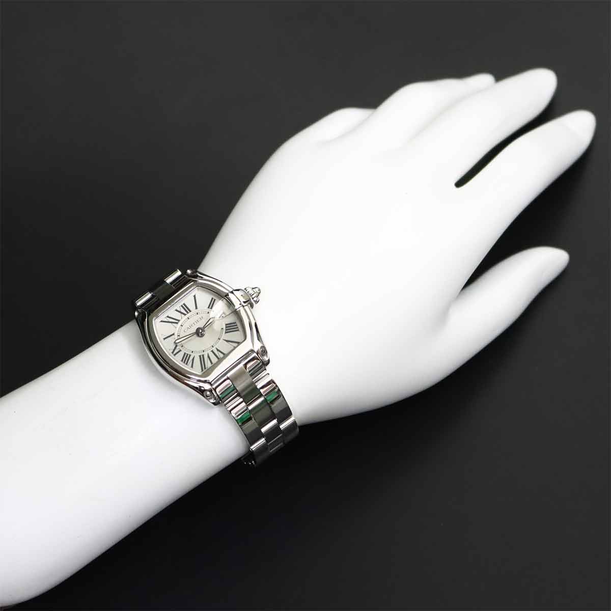 Roadster SM W62016V3 Date Quartz Silver Dial Ladies Watch