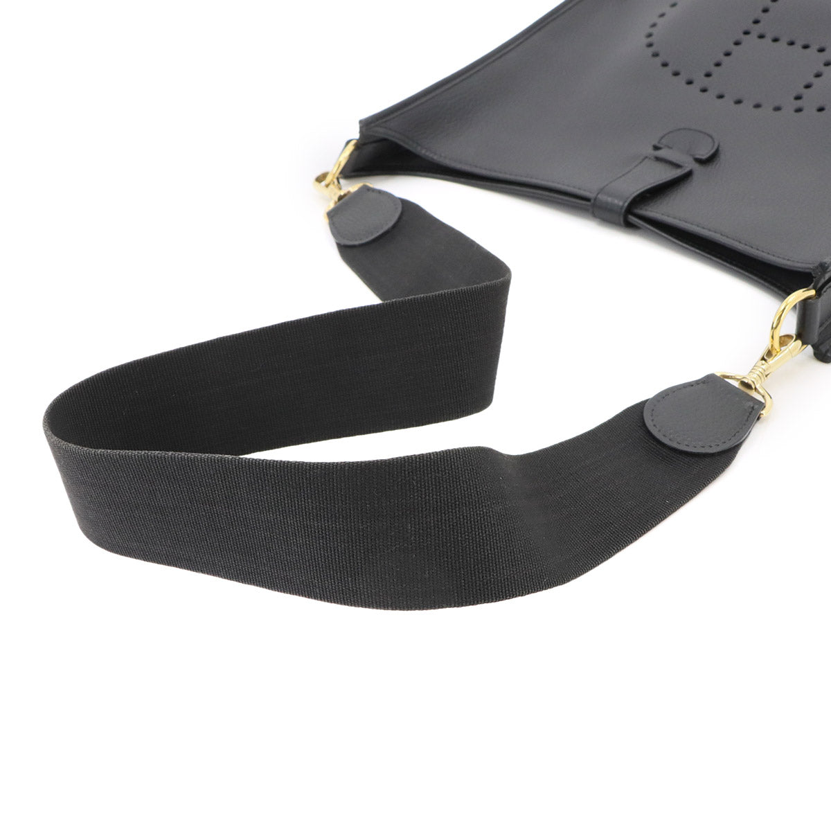 Everlyne GM Shoulder Bag Ardennes Leather Black Purse