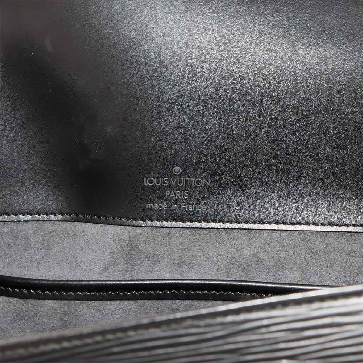 Epi Nocturne PM Shoulder Bag Leather Noir M52182