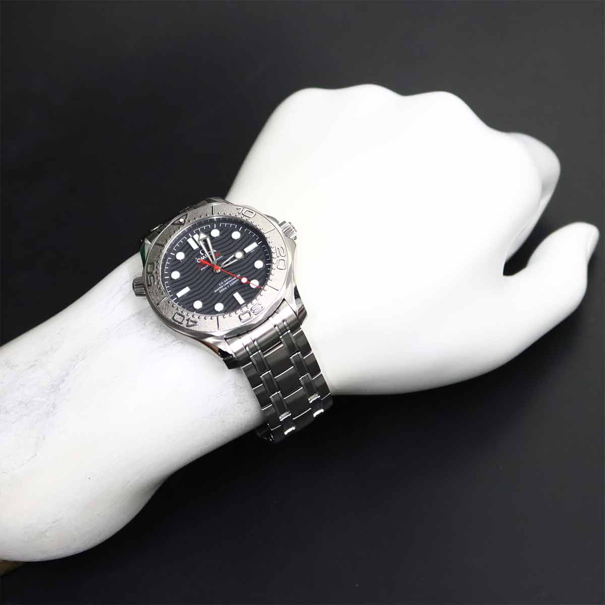 Seamaster Diver 300 Co-Axial 210 30 42 20 01 002 Automatic