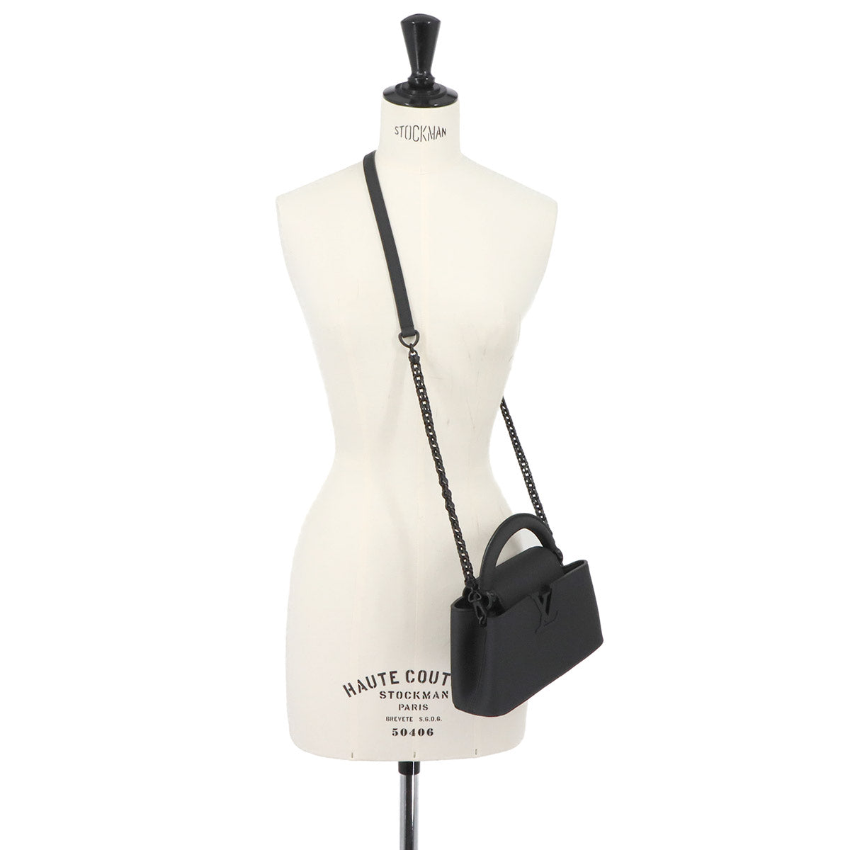 Capucines EW MM Hand Shoulder Bag Taurillon Leather Black