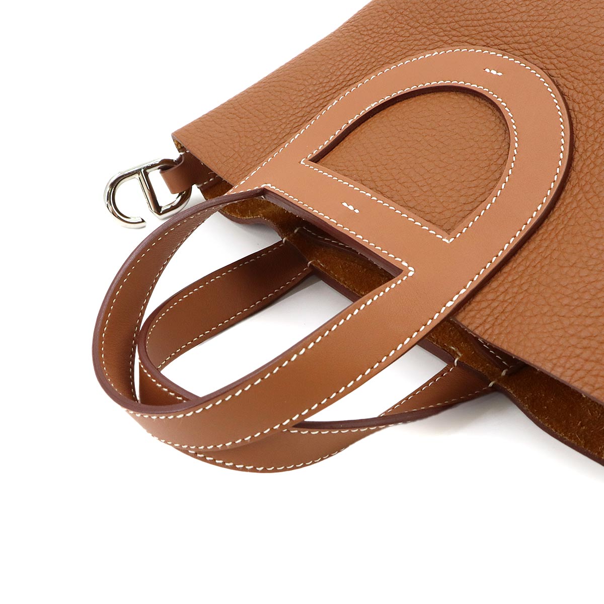 In the Loop 18 Hand Bag Taurillon Clemence Swift Gold