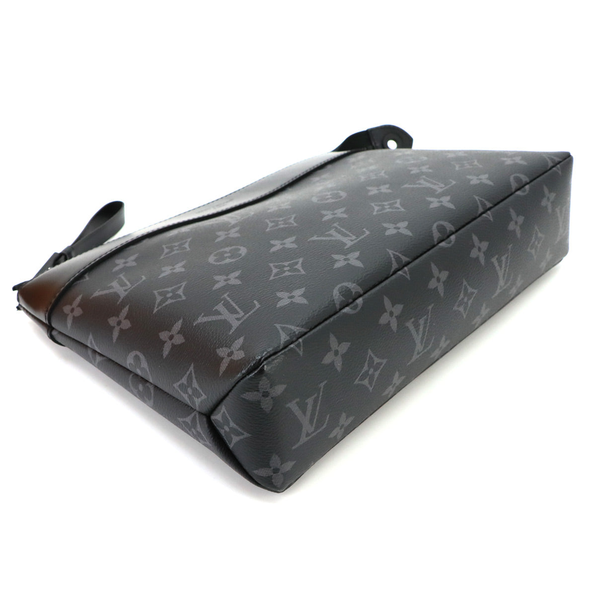Monogram Eclipse Pochette Voyage Souple Clutch Bag M82543