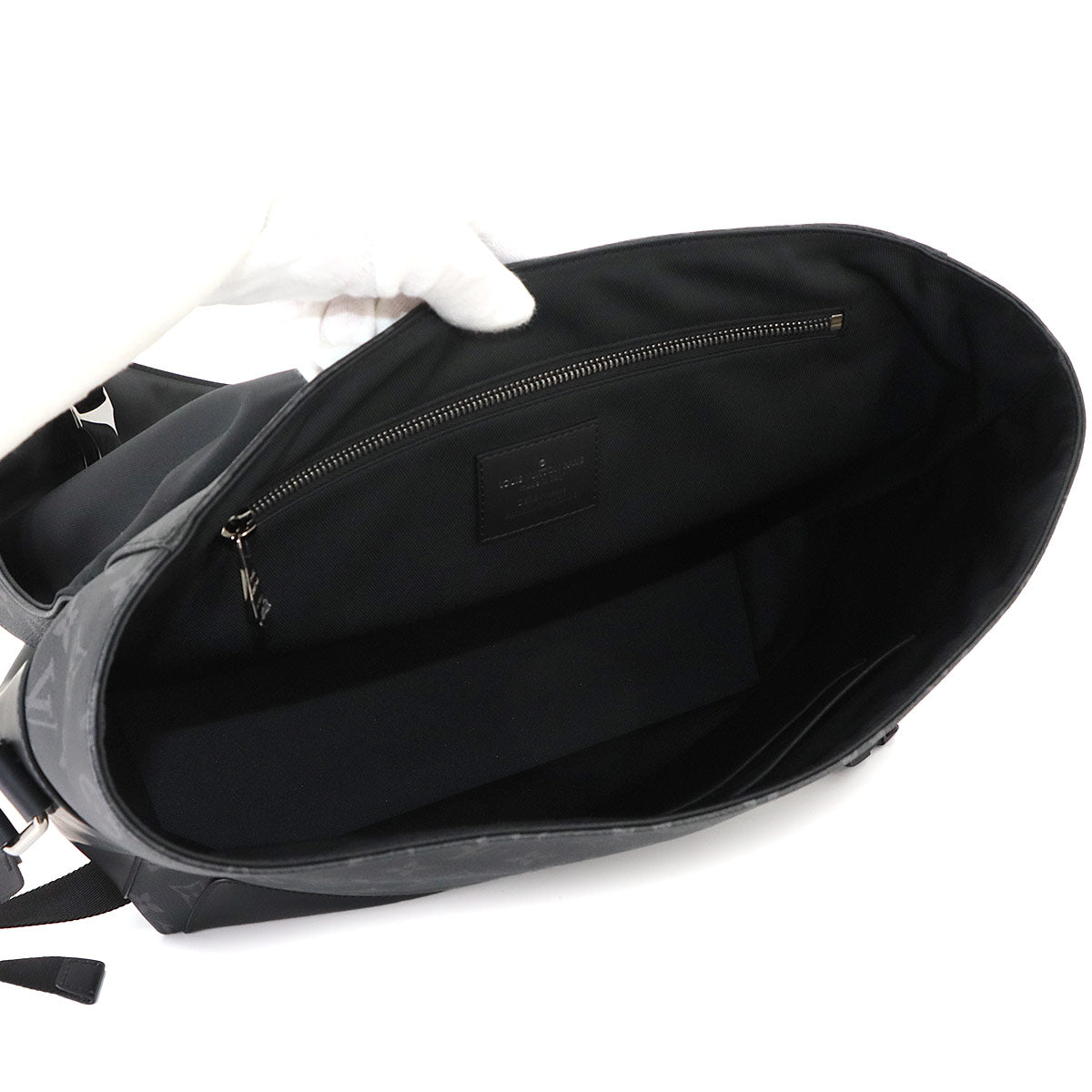 Monogram Eclipse Messenger Vowayaju MM Shoulder Bag Purse