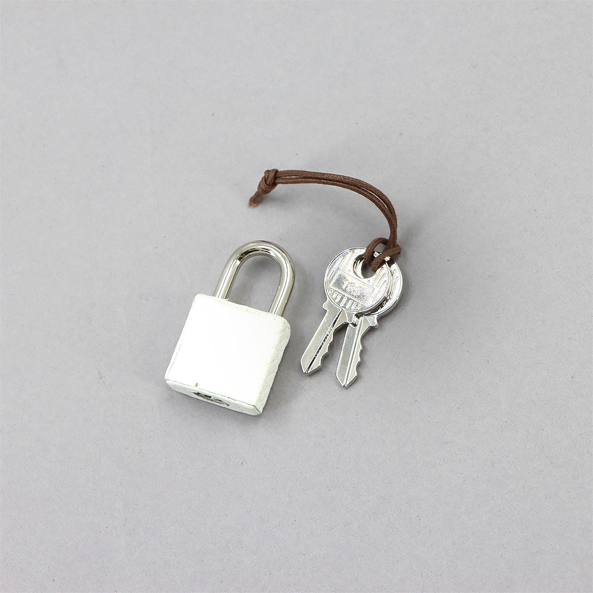 Picotin Lock PM Eclat Hand Bag Taurillon Clemence New White