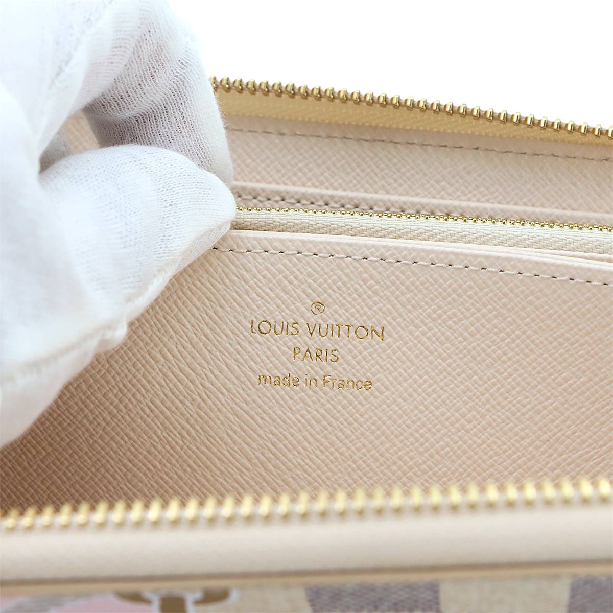 Damier Azur Nautical Zippy Wallet N40480