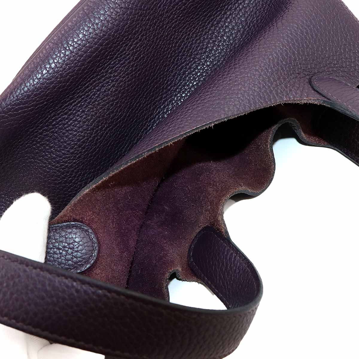 Picotin Lock PM Hand Bag Taurillon Clemence Raisin Purse