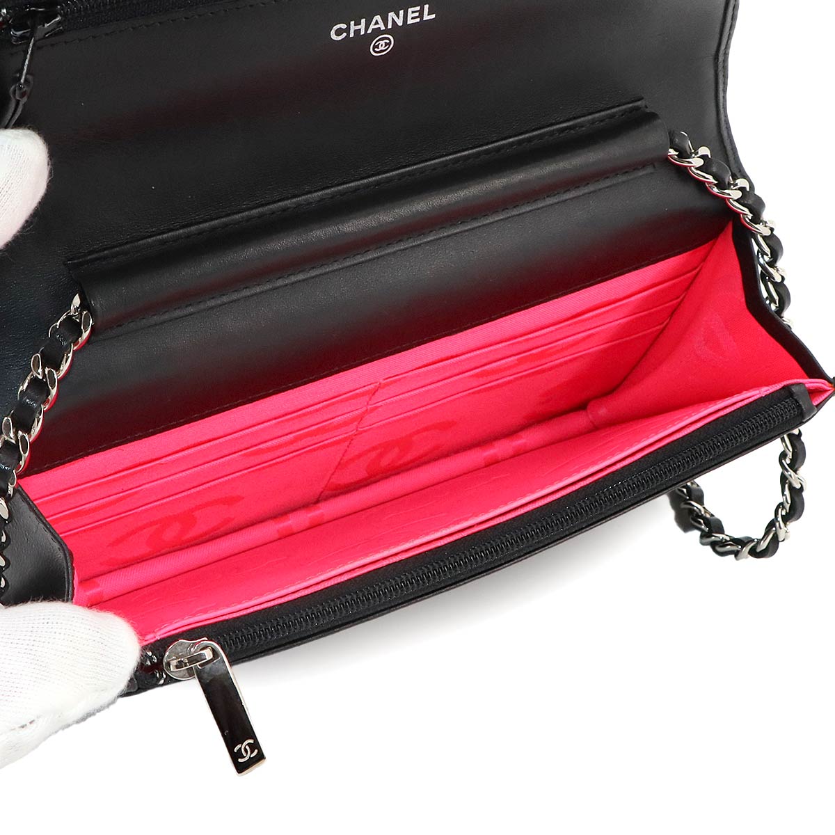 Cambon Line Chain Long Wallet Leather Enamel Black A46646
