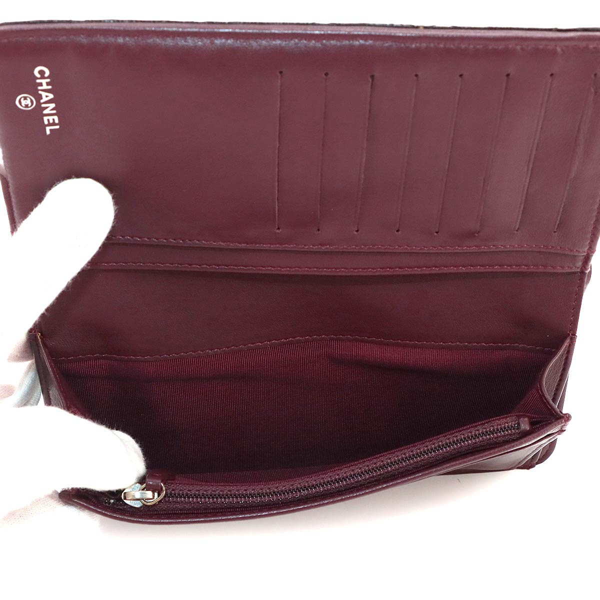Timeless Classic Matelasse Long Wallet Leather Black A31509