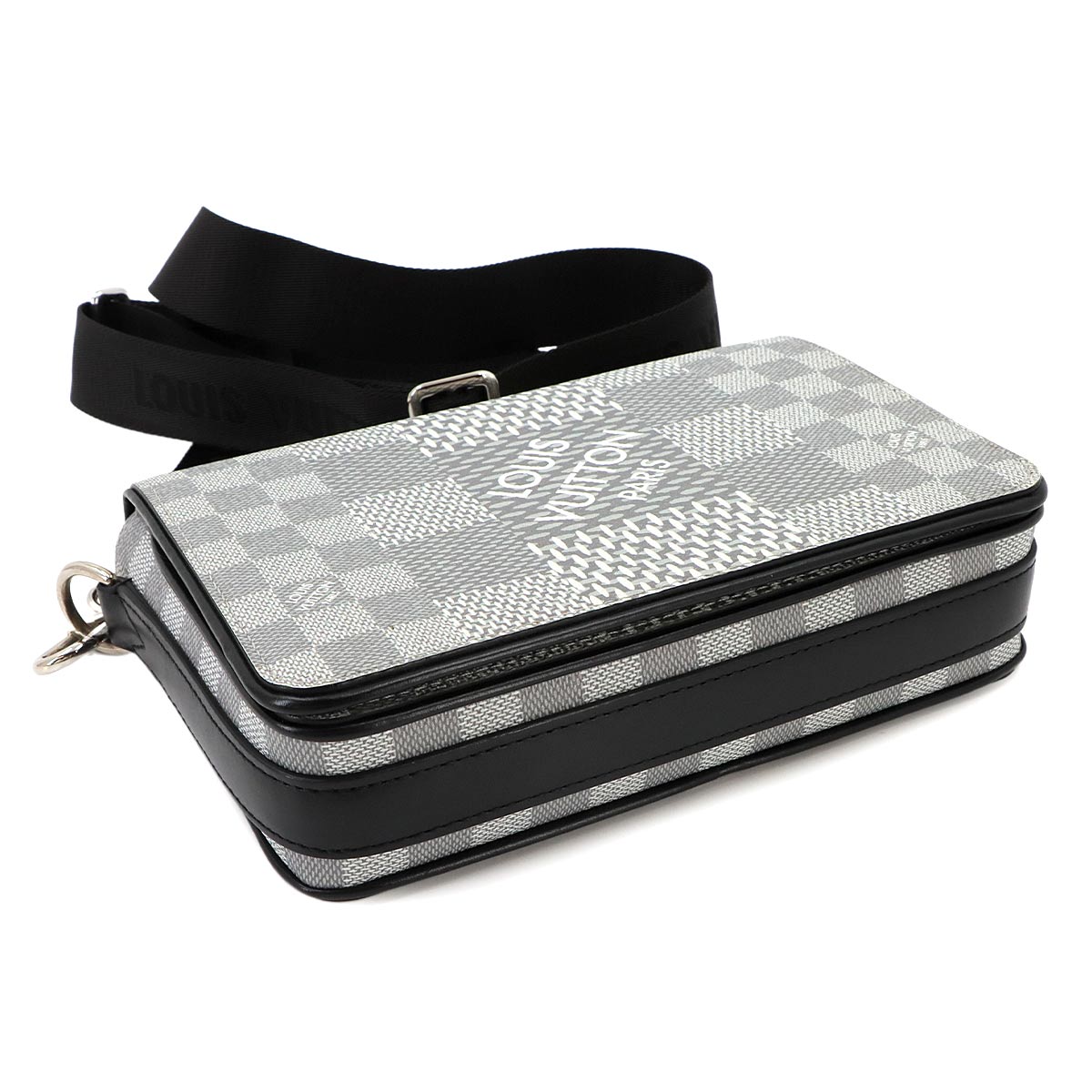 Damier Graphite 3D Studio Messenger Shoulder Bag N50014