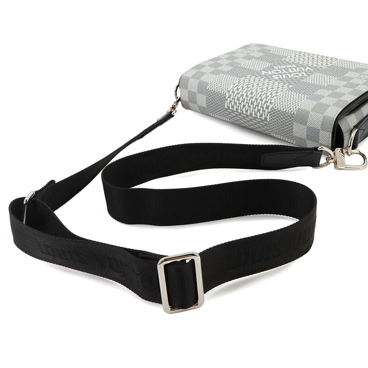Damier Graphite 3D Studio Messenger Shoulder Bag N50014
