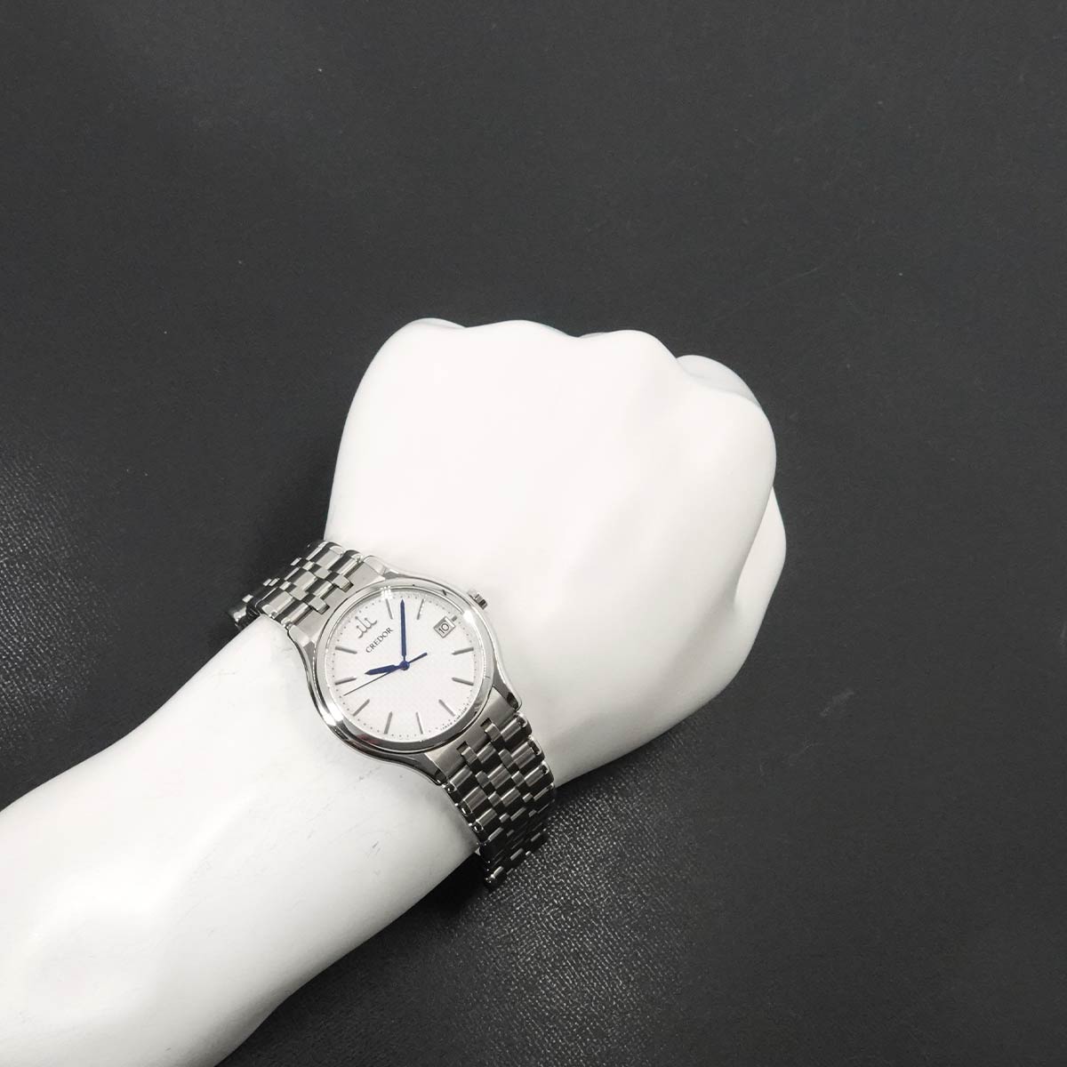 CREDOR GCAZ057 8J86-7A00 Quartz Silver Dial Mens Watch