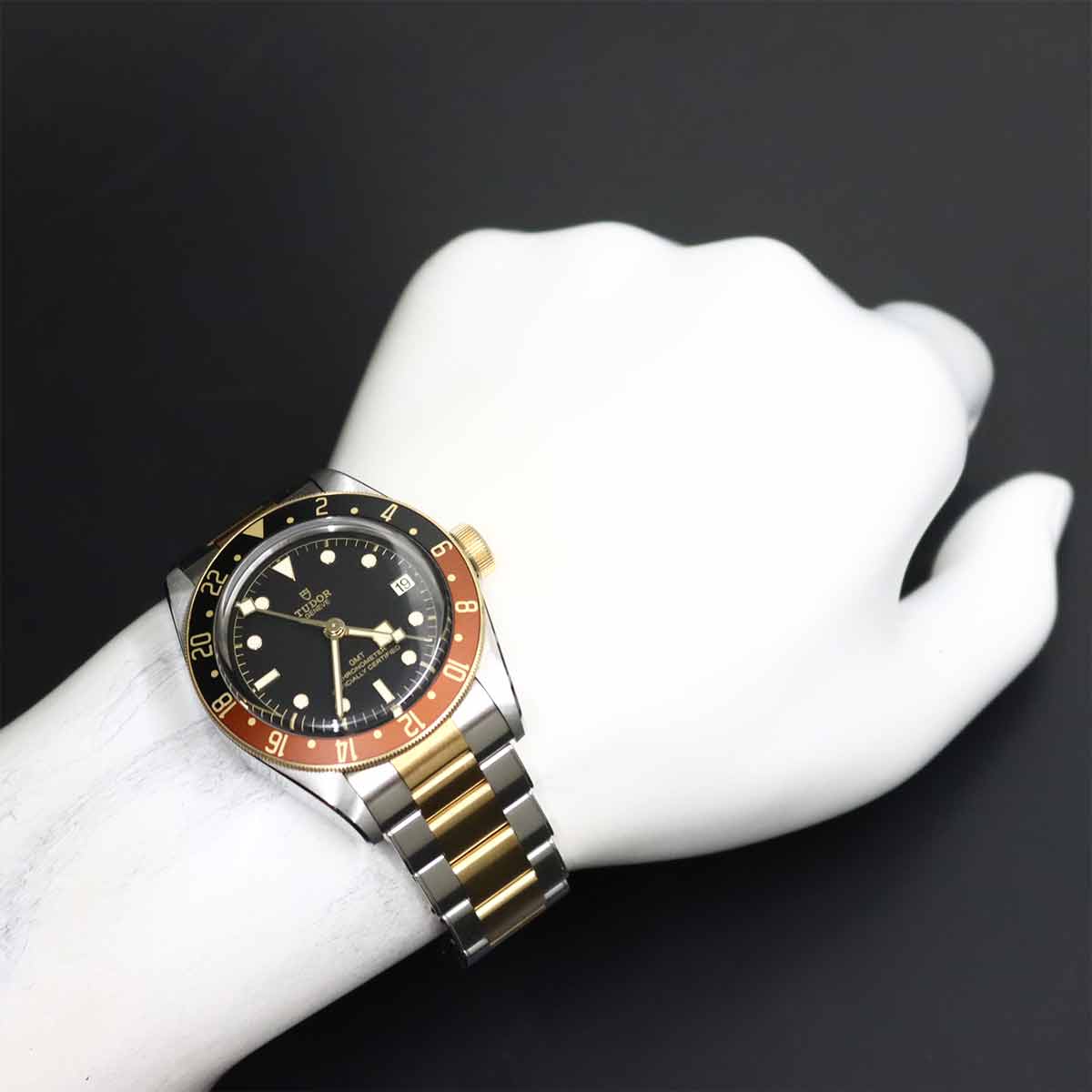 Black Bay GMT S&G 79833MN Black Dial Automatic Mens Watch