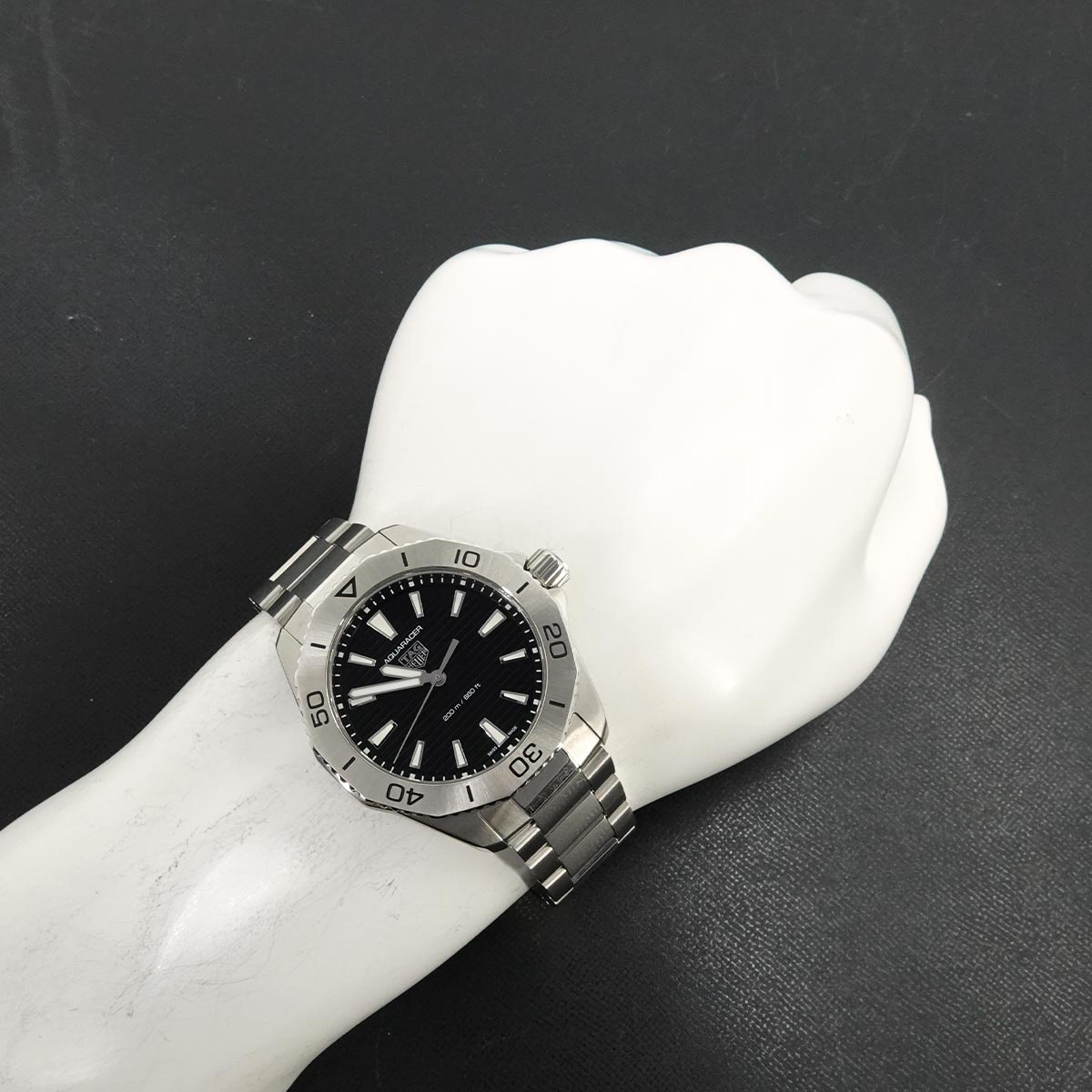 Aquaracer WBP1110 Quartz Date Black Dial Mens Watch