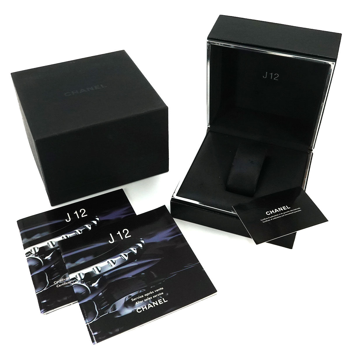 J12 33mm H0681 Ceramic Date Quartz Black Dial Ladies Watch