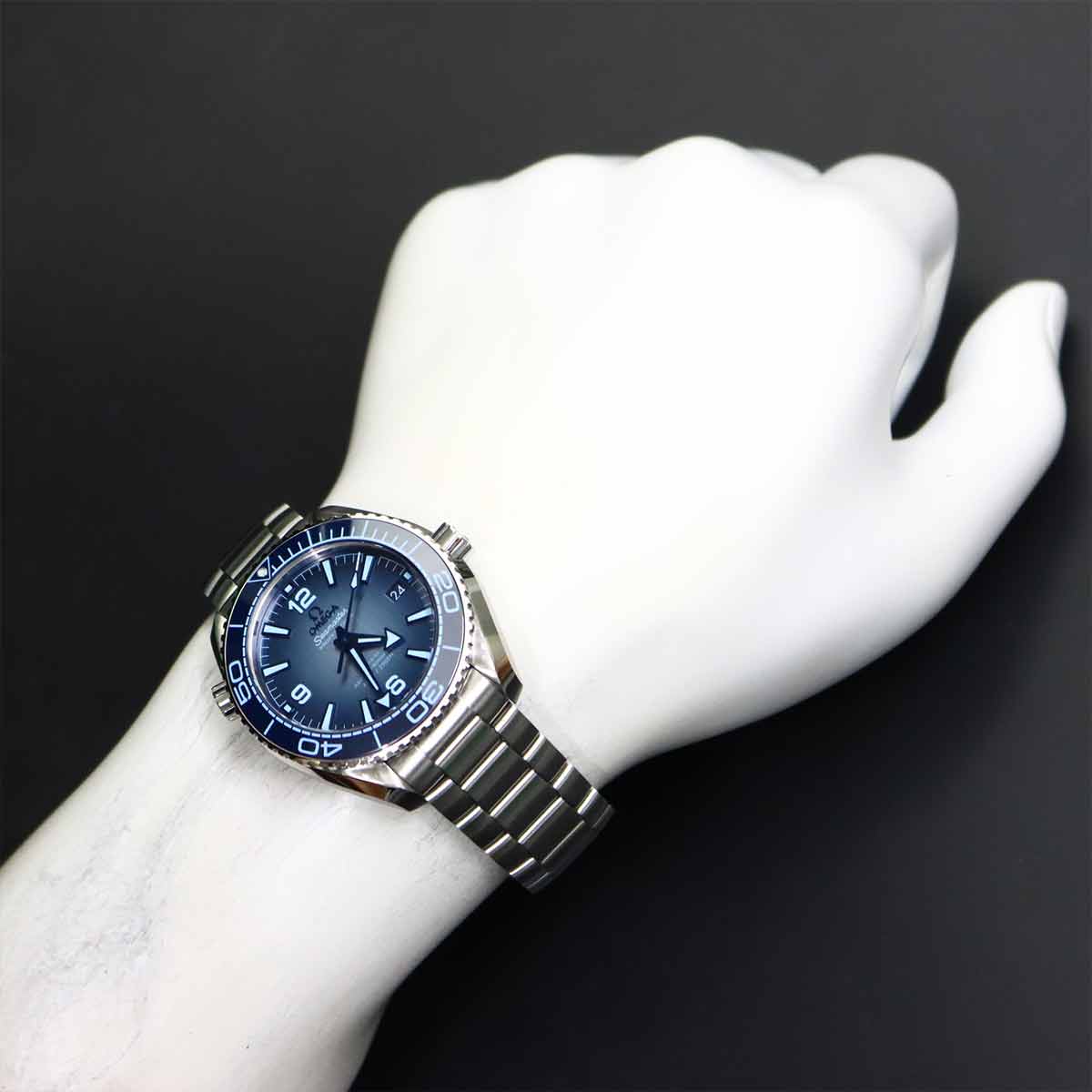 Seamaster Planet Ocean 600M 215 30 40 20 03 002 Blue Dial