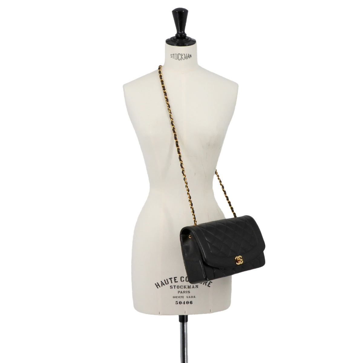 Diana Matelasse 25 Chain Shoulder Bag Leather Black A01165
