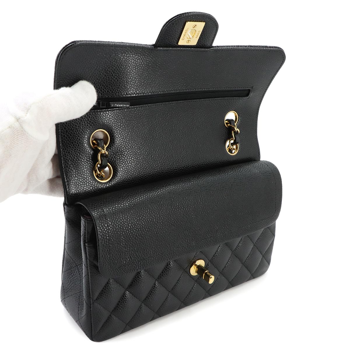 Matelasse 23 Chain Shoulder Bag Leather Black A01113